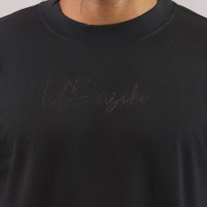 Camiseta Preta Assinada
